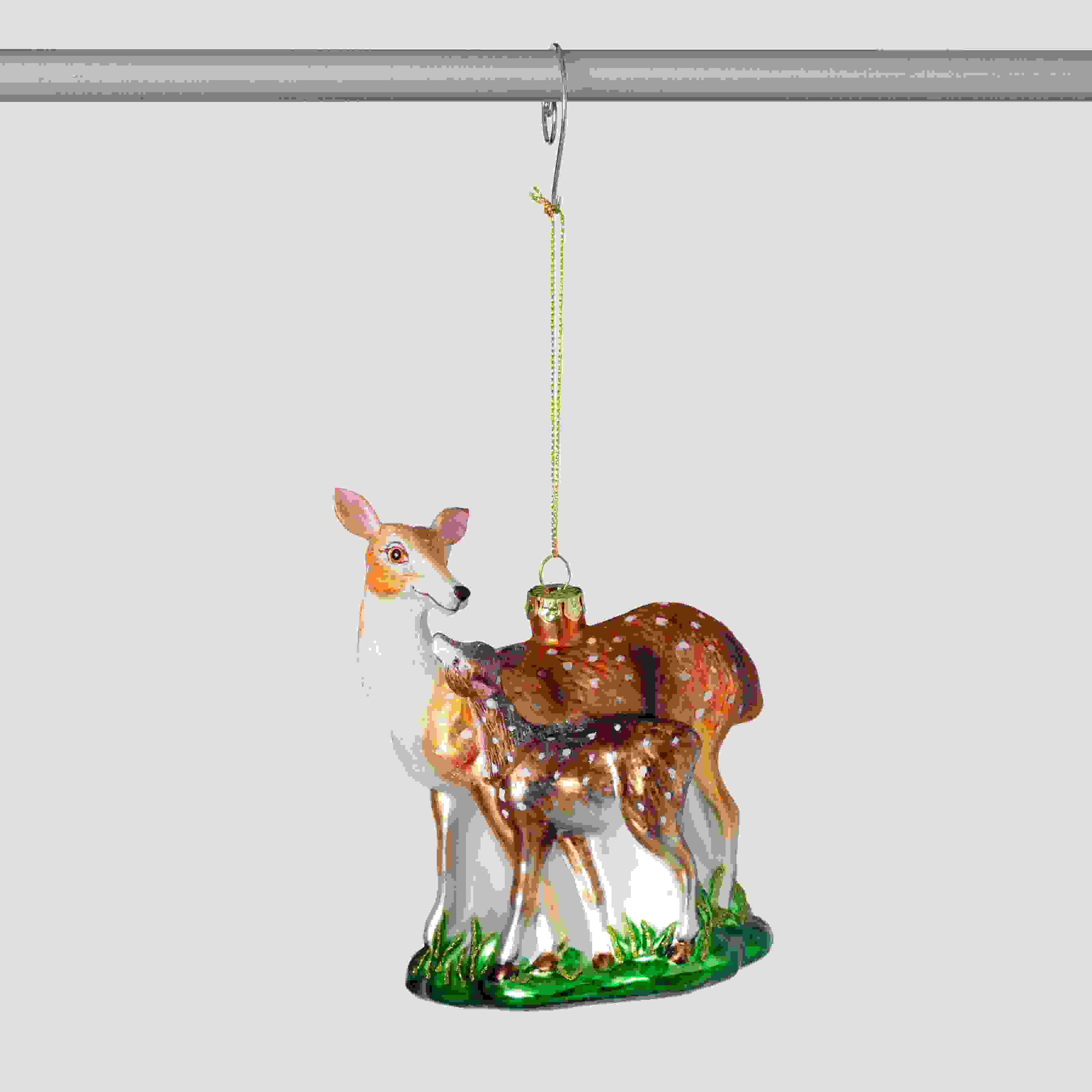 RETRO SPOTTED DEER ORNAMENT