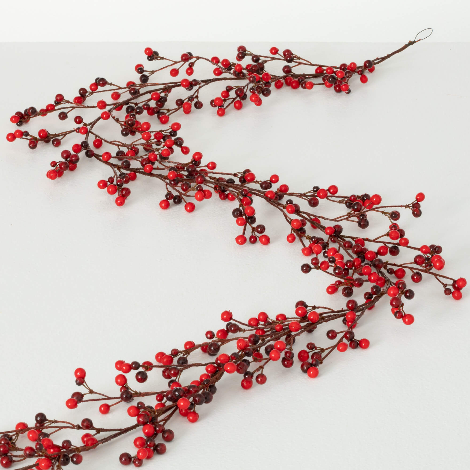 BERRY GARLAND