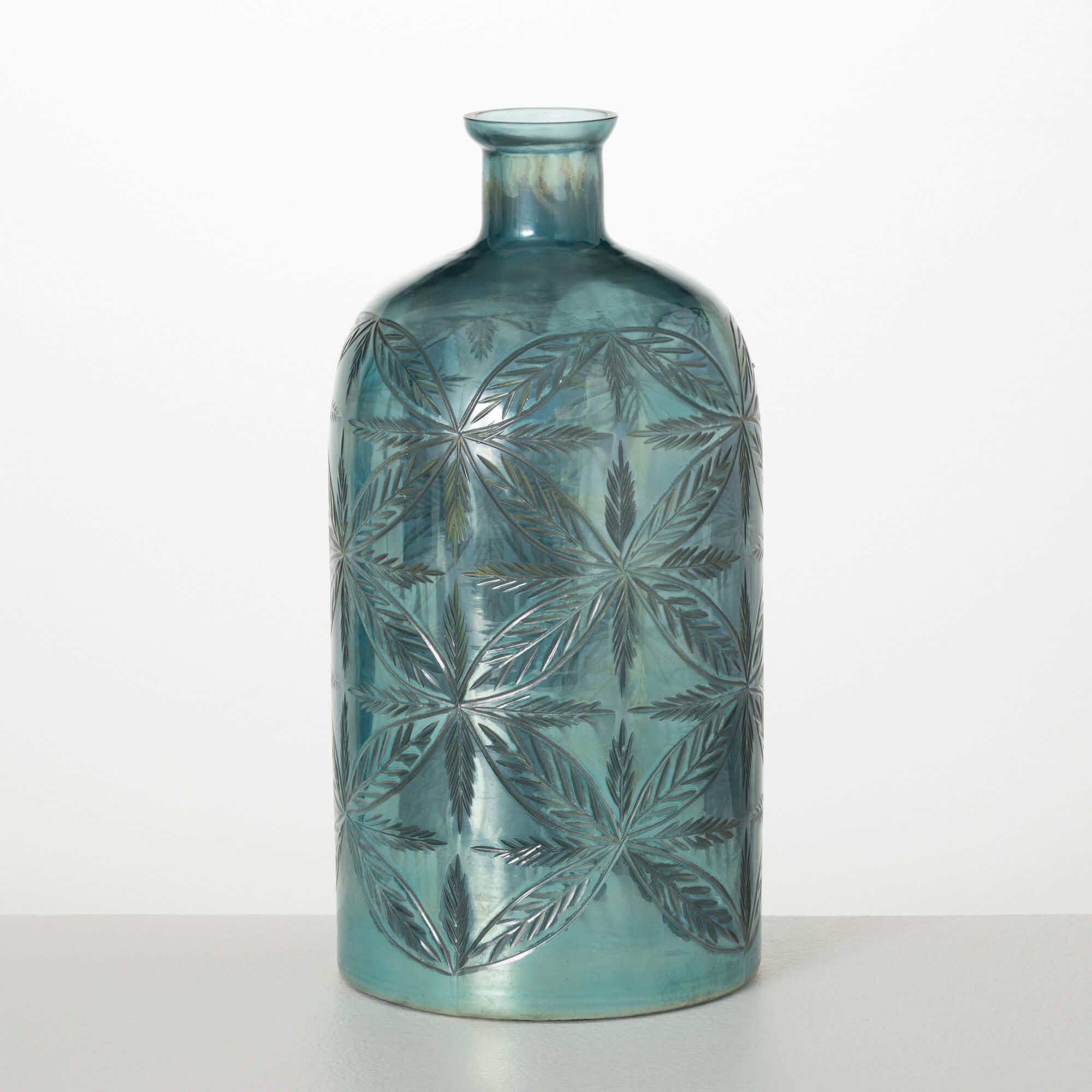 PATTERNED VASE