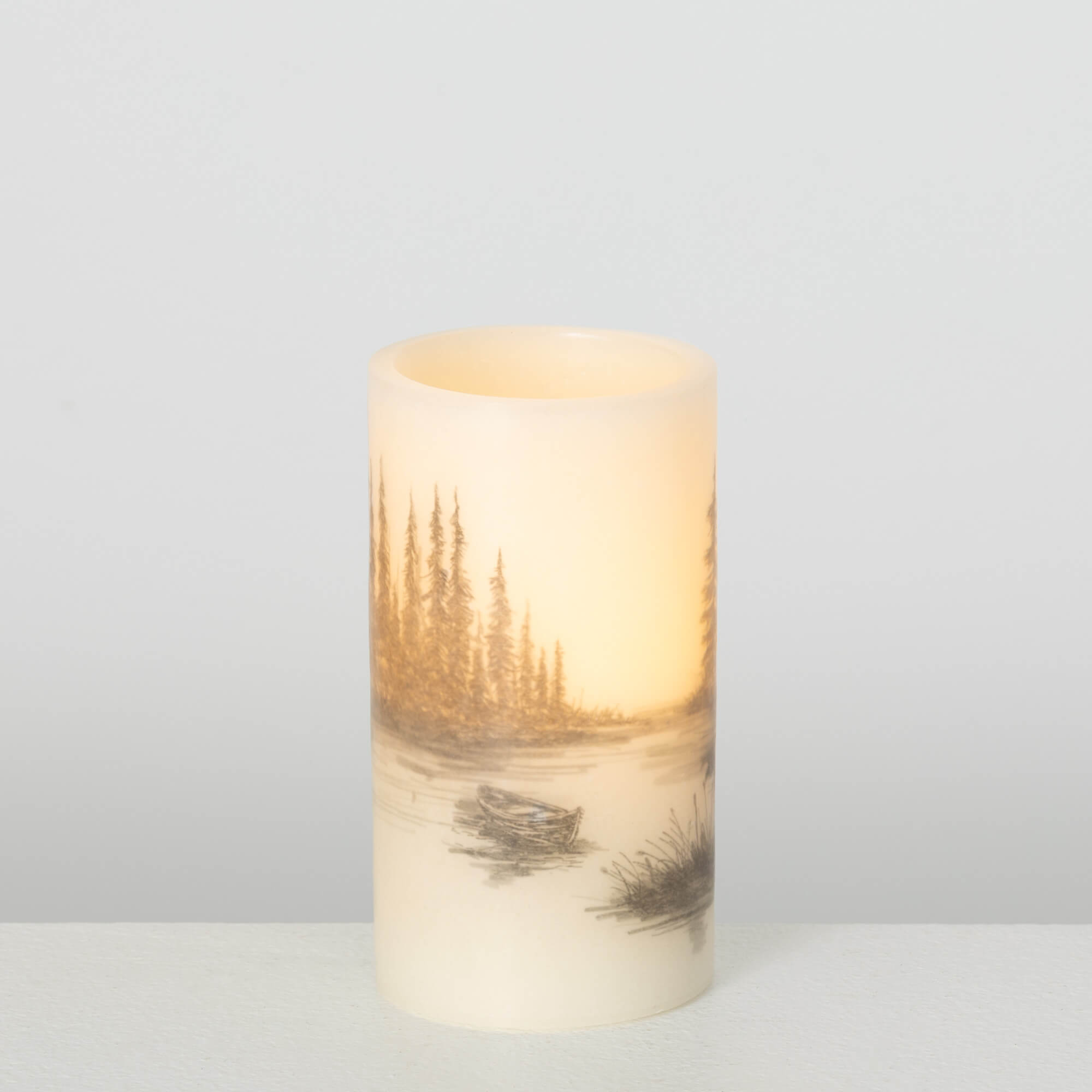 LED WEST LAKE CABIN CANDLE