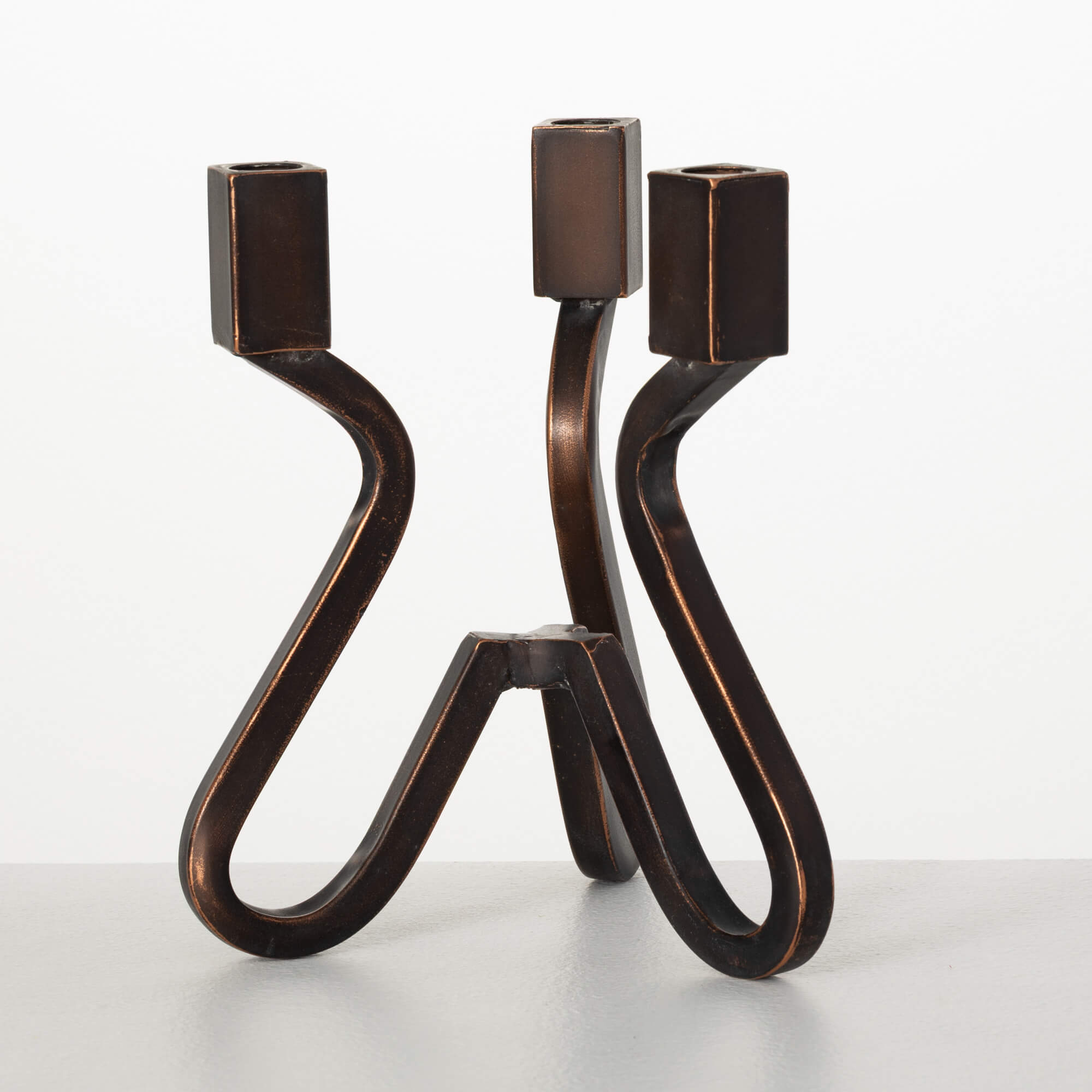 TRIPLE TAPER HOLDER