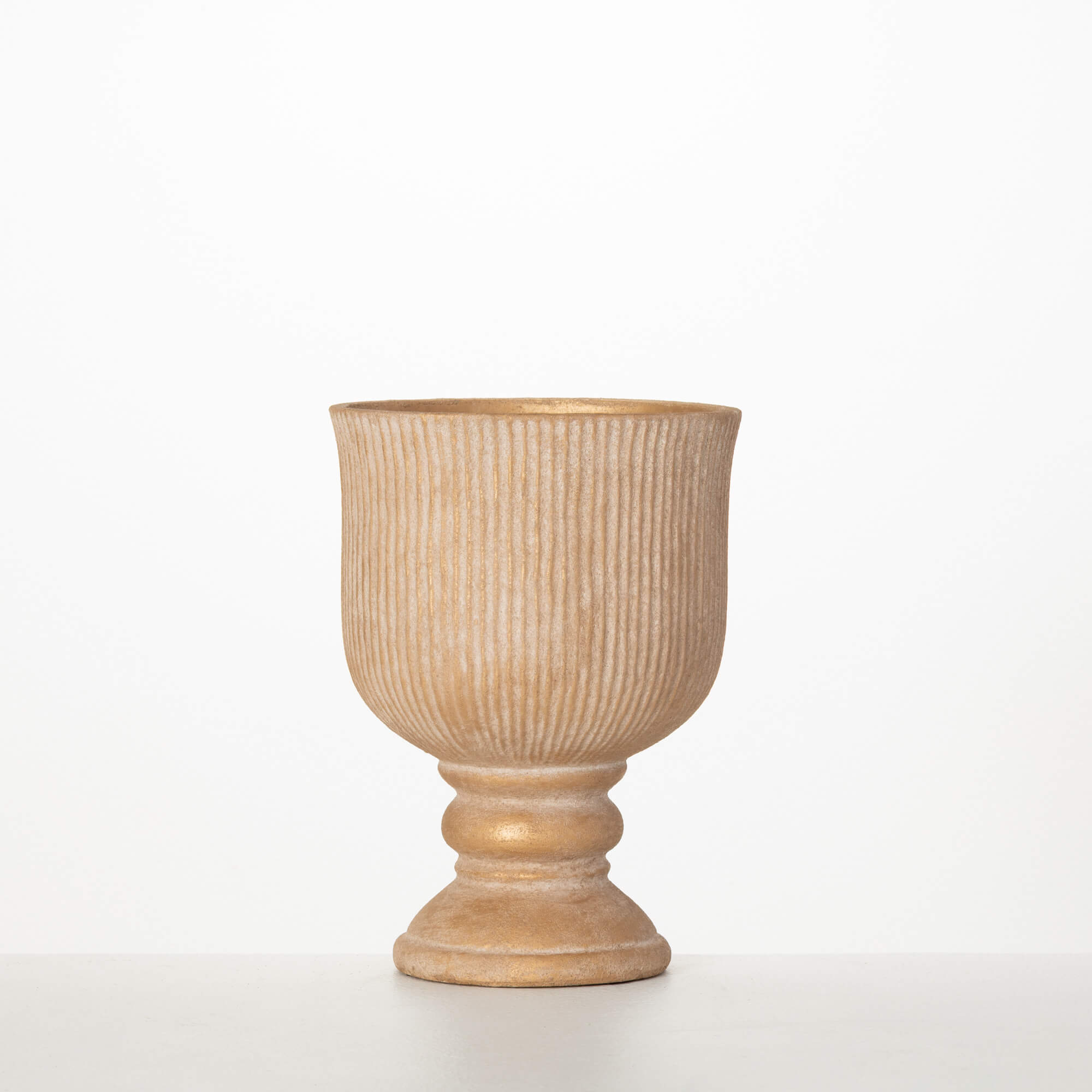 RIBBED URN