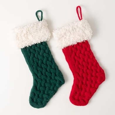 KNITTED RED GREEN STOCKING SET